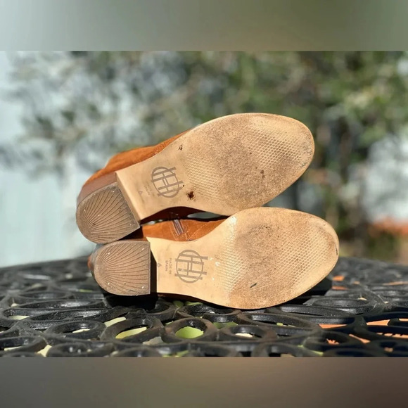 House of Harlow — Arabella Suede Ankle Boots - Picture 6 of 6